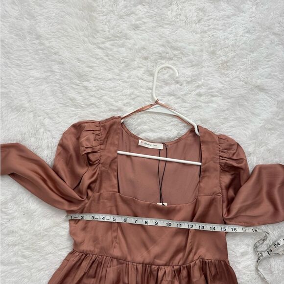 Mustard Seed Square Neck Puff Sleeve Peplum Top Rosette NWT - Picture 12 of 13